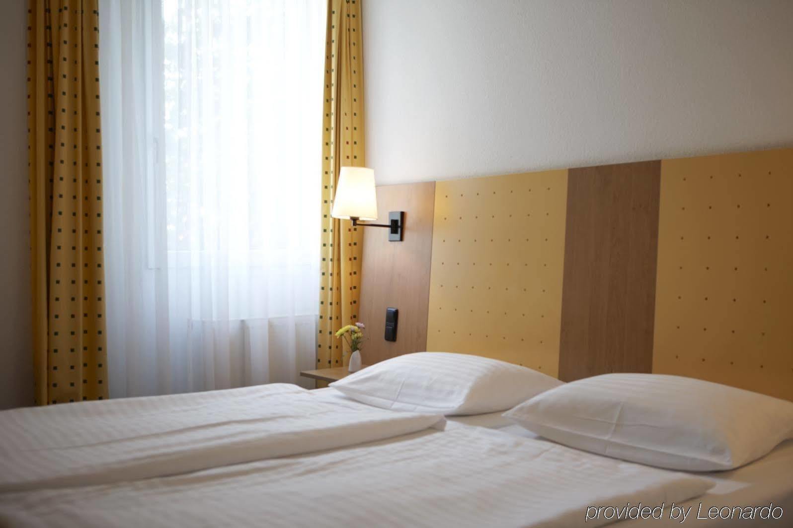 Intercityhotel Целле Екстер'єр фото